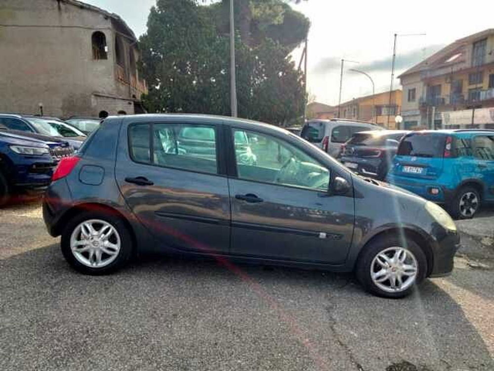 Renault Clio usata a Roma (15)