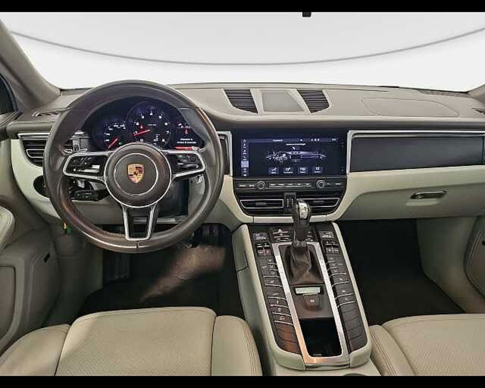 Porsche Macan usata a Roma (6)