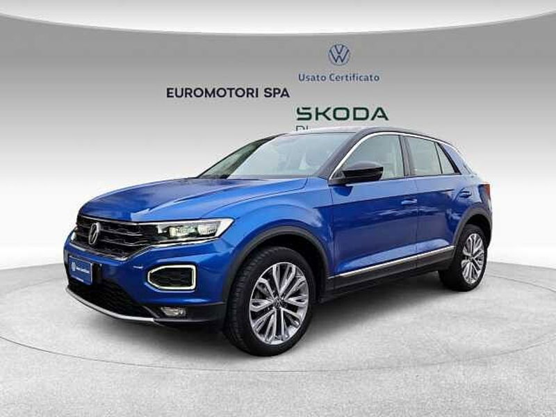 Volkswagen T-Roc 1.5 TSI ACT DSG Advanced BlueMotion Technology  del 2021 usata a Monteriggioni