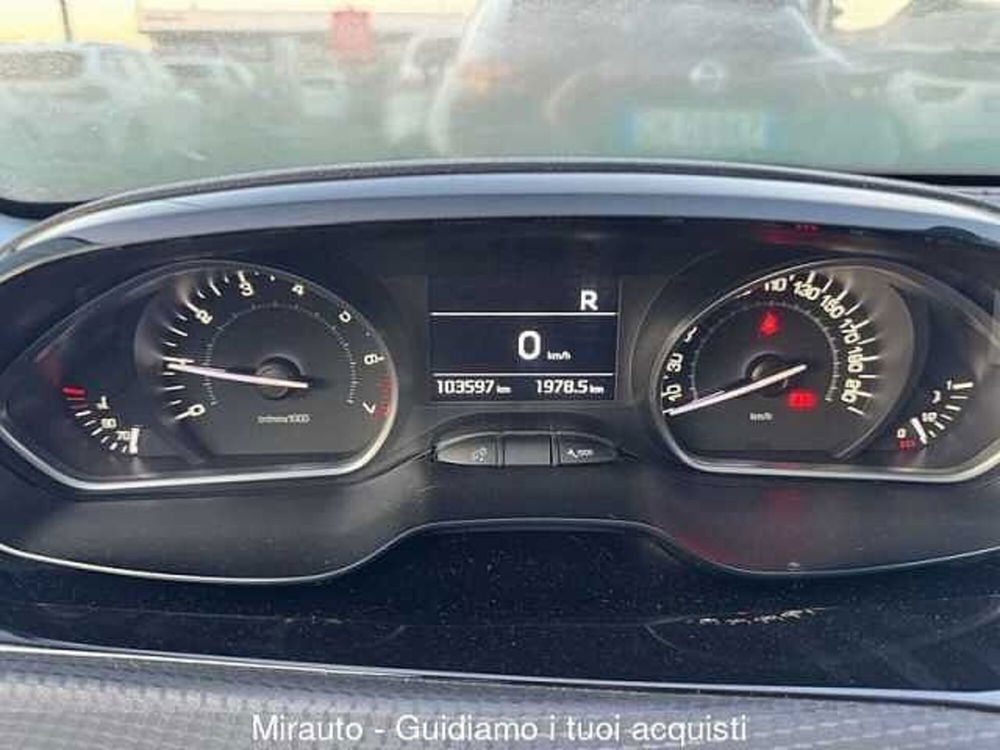 Peugeot 208 usata a Roma (14)