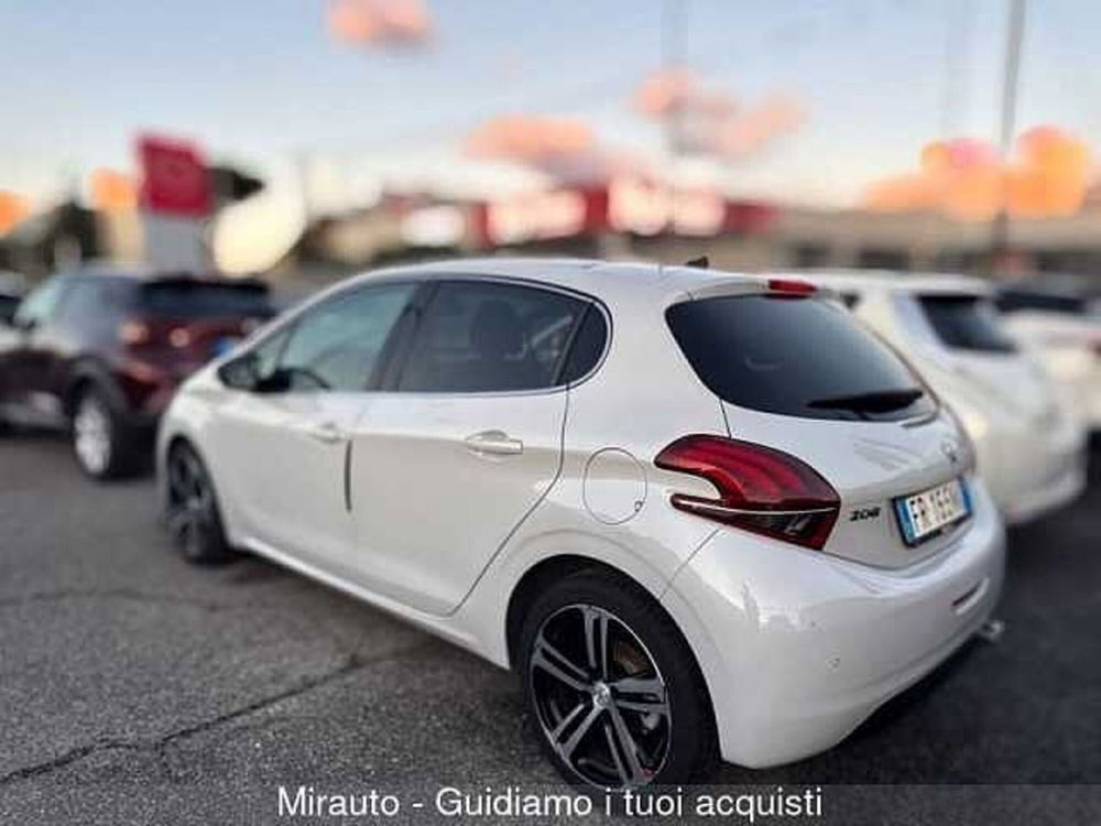 Peugeot 208 usata a Roma (5)