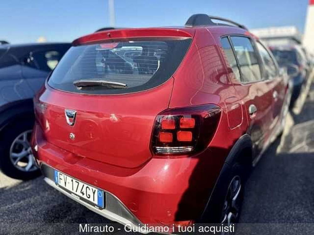 Dacia Sandero usata a Roma (5)