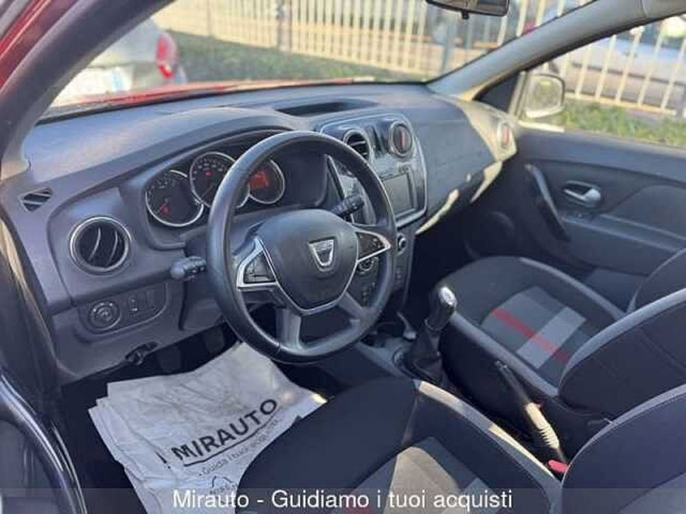 Dacia Sandero usata a Roma (6)