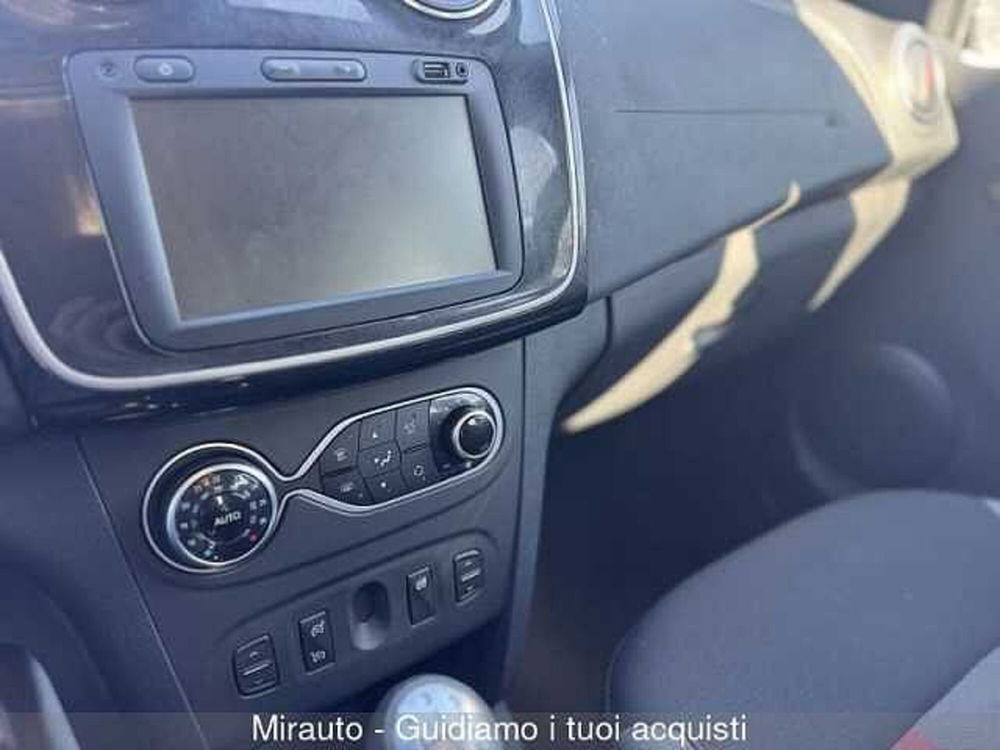 Dacia Sandero usata a Roma (9)