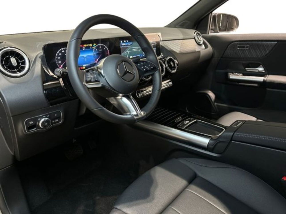 Mercedes-Benz GLA SUV nuova a Bologna (11)