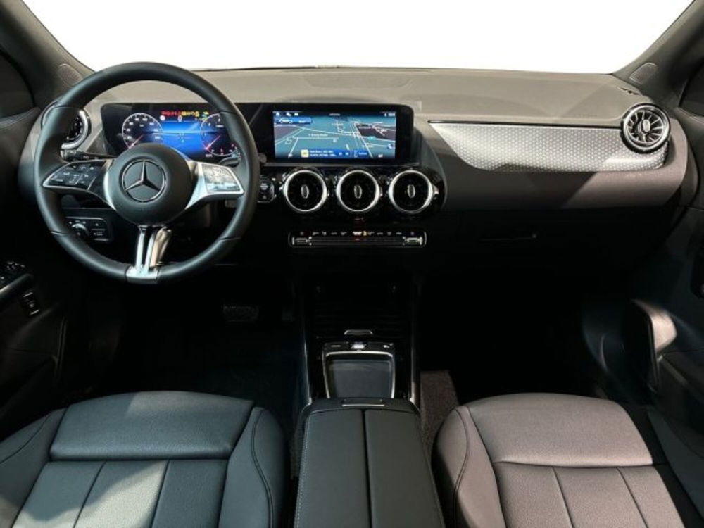 Mercedes-Benz GLA SUV nuova a Bologna (13)