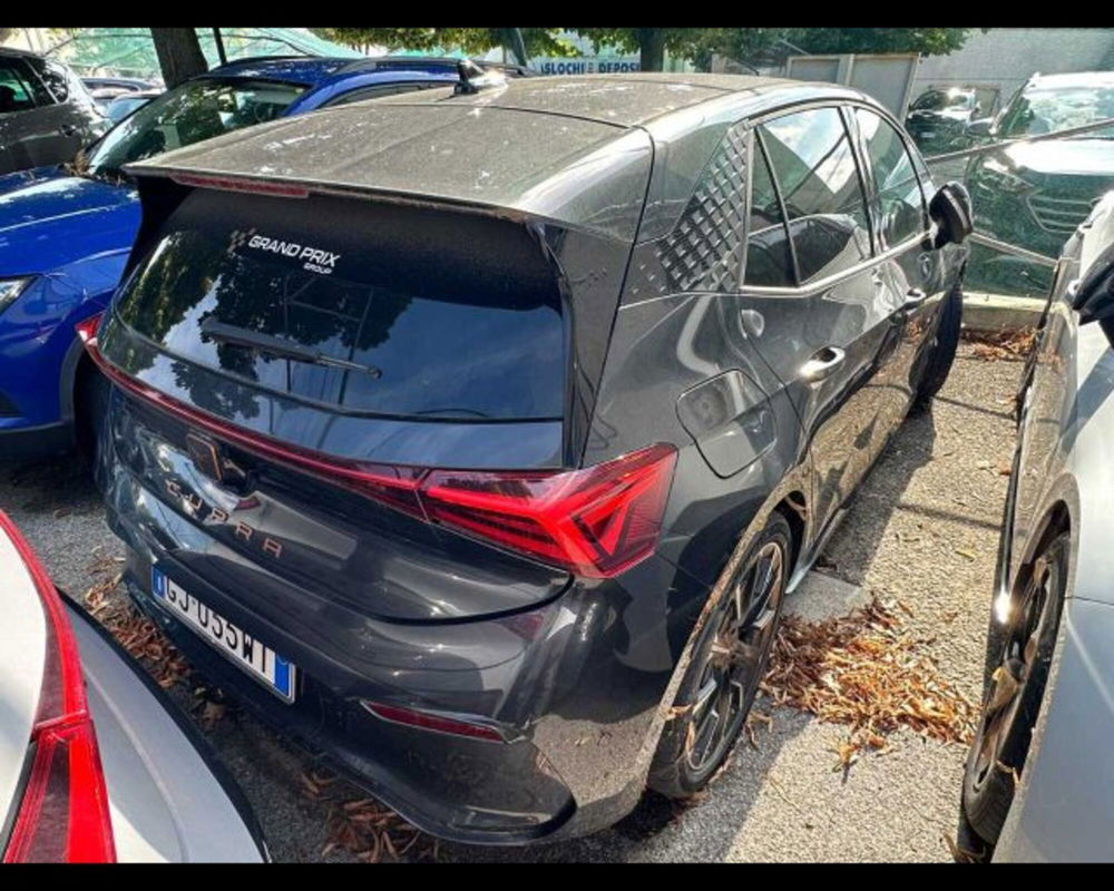 Cupra Born nuova a Bologna (2)