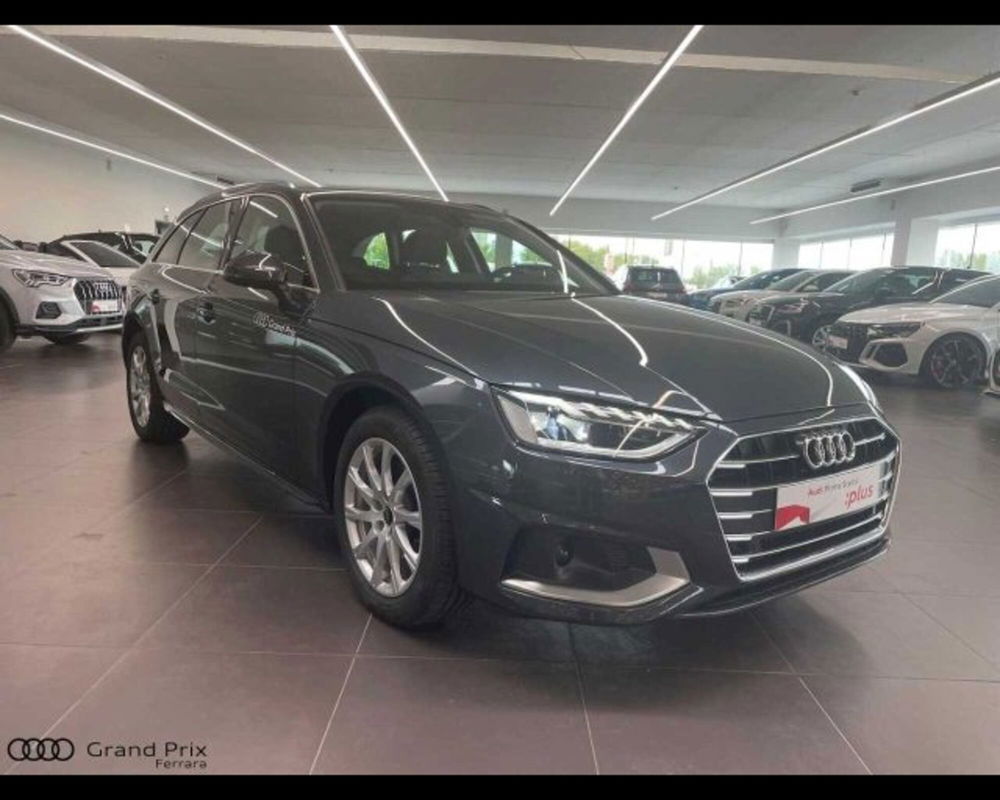 Audi A4 Avant nuova a Bologna (7)