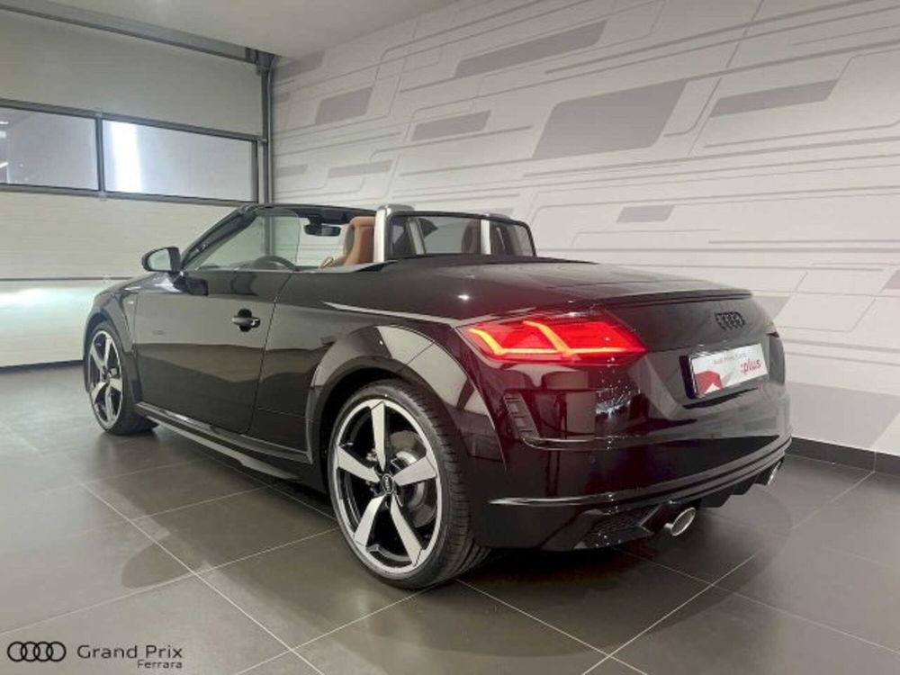 Audi TT Cabrio nuova a Bologna (14)