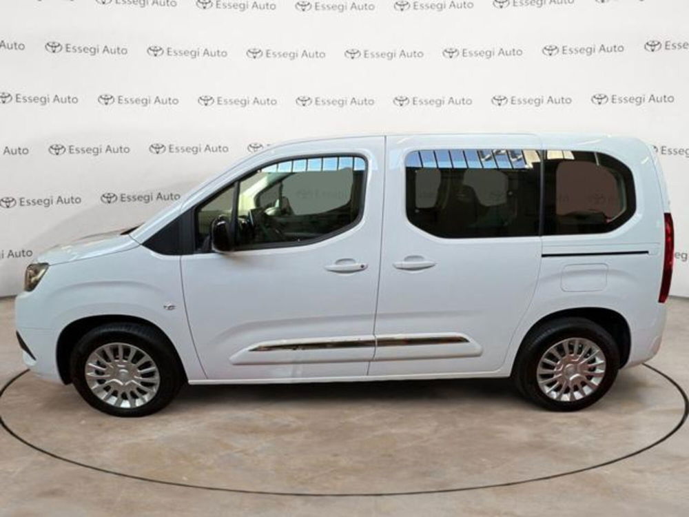 Toyota Proace City Verso nuova a Vercelli (2)