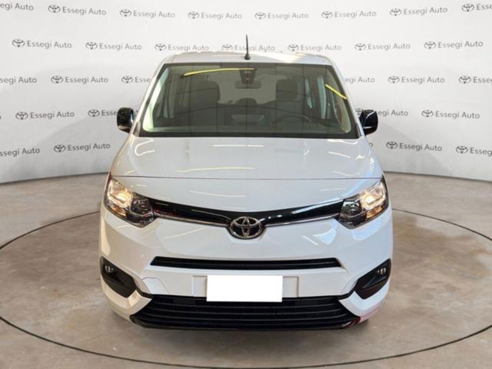 Toyota Proace City Verso nuova a Vercelli (4)