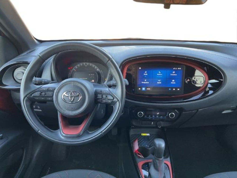 Toyota Aygo X usata a Vercelli (10)