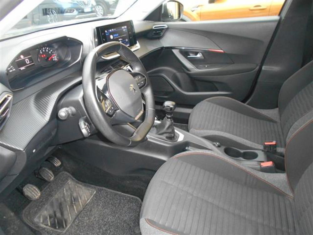 Peugeot 2008 usata a Firenze (14)