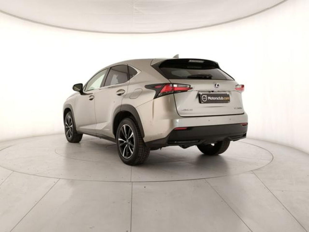 Lexus NX usata a Modena (3)