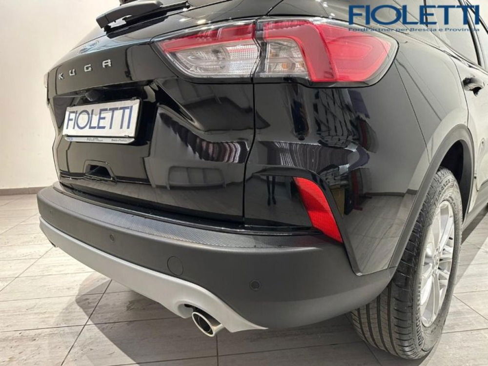 Ford Kuga nuova a Brescia (18)