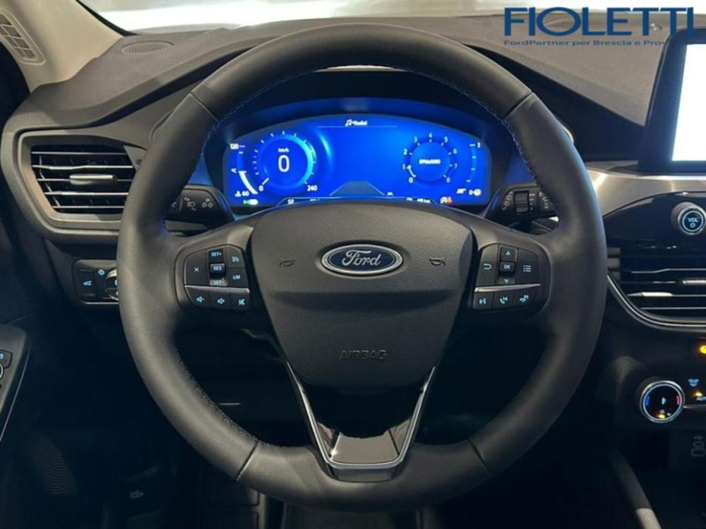 Ford Kuga nuova a Brescia (6)