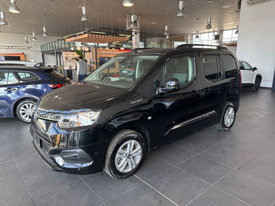 Toyota Proace City Verso Electric City Verso Electric 50kWh L1 Short D Lounge nuova a Piacenza