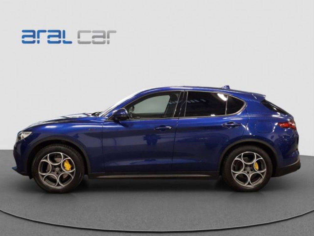 Alfa Romeo Stelvio usata a Torino (3)