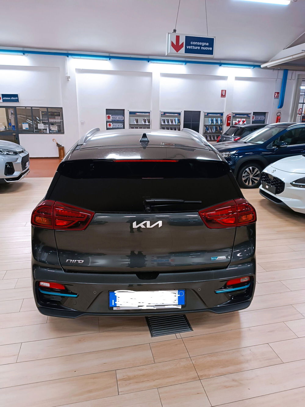 Kia e-Niro usata a Lecco (13)