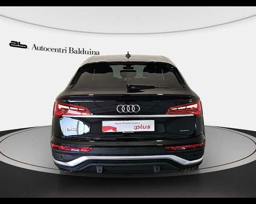 Audi Q5 Sportback nuova a Roma (5)