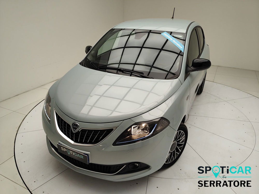 Lancia Ypsilon usata a Como (15)