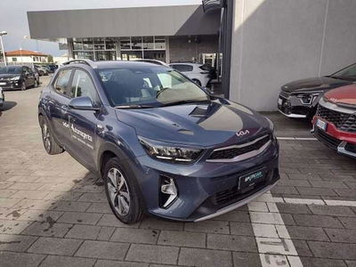 Kia Stonic 1.2 DPI Urban del 2023 usata a Magenta