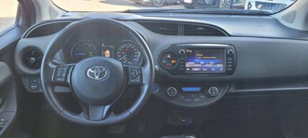 Toyota Yaris Cross usata a Napoli (8)