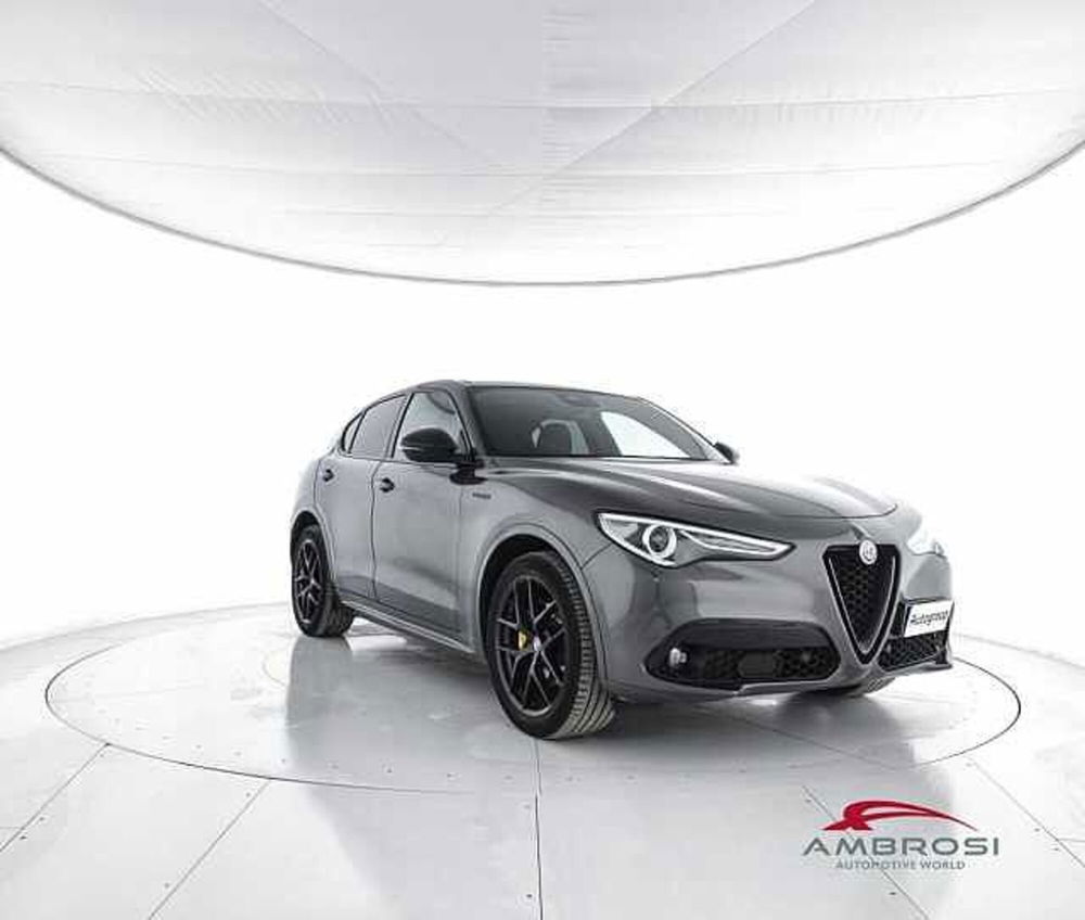 Alfa Romeo Stelvio usata a Perugia (2)