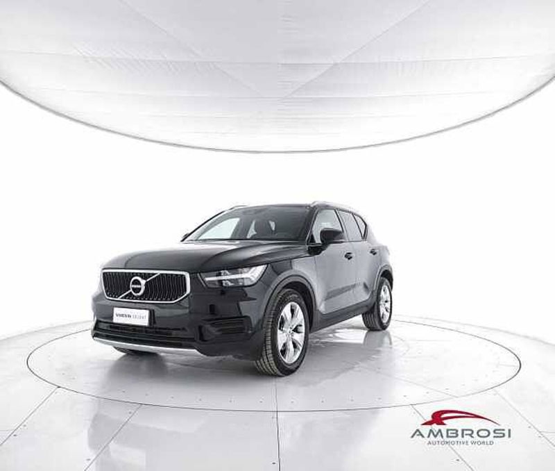 Volvo XC40 T2 Geartronic Momentum  del 2021 usata a Corciano