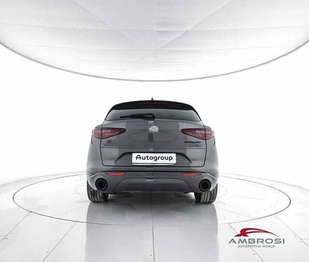 Alfa Romeo Stelvio usata a Viterbo (6)