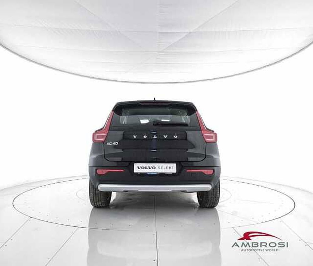 Volvo XC40 usata a Viterbo (6)