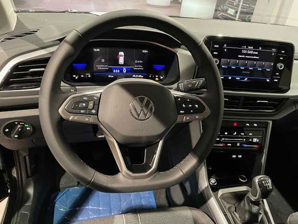 Volkswagen T-Roc nuova a Genova (10)