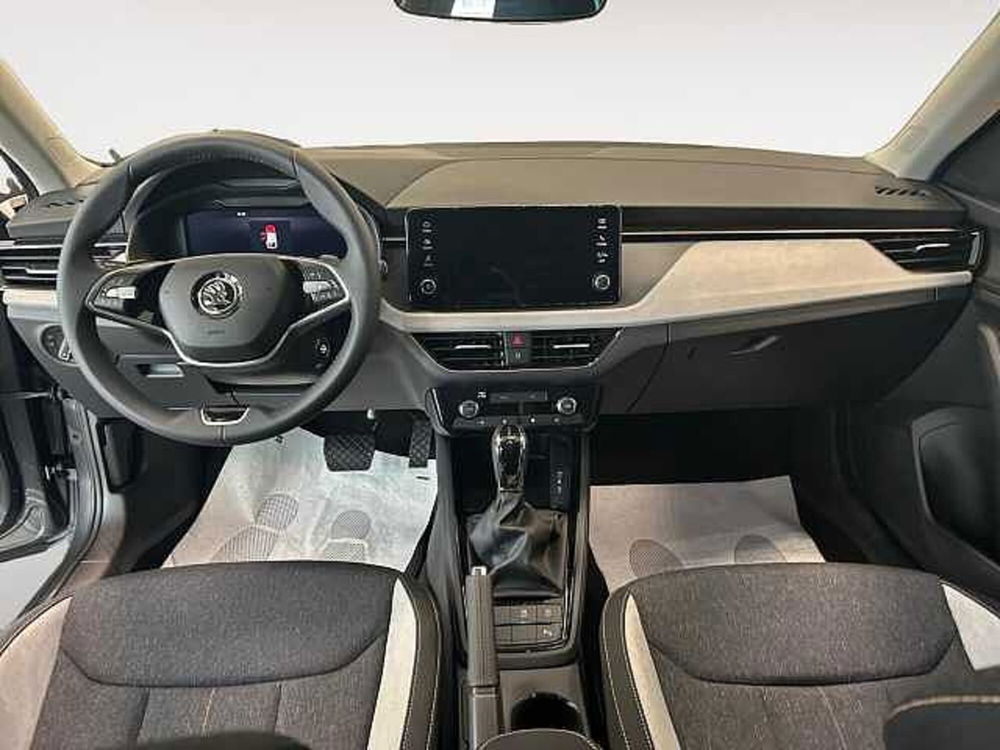 Skoda Scala nuova a Lecco (9)