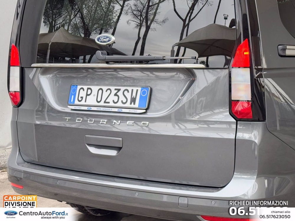 Ford Tourneo Connect usata a Roma (17)