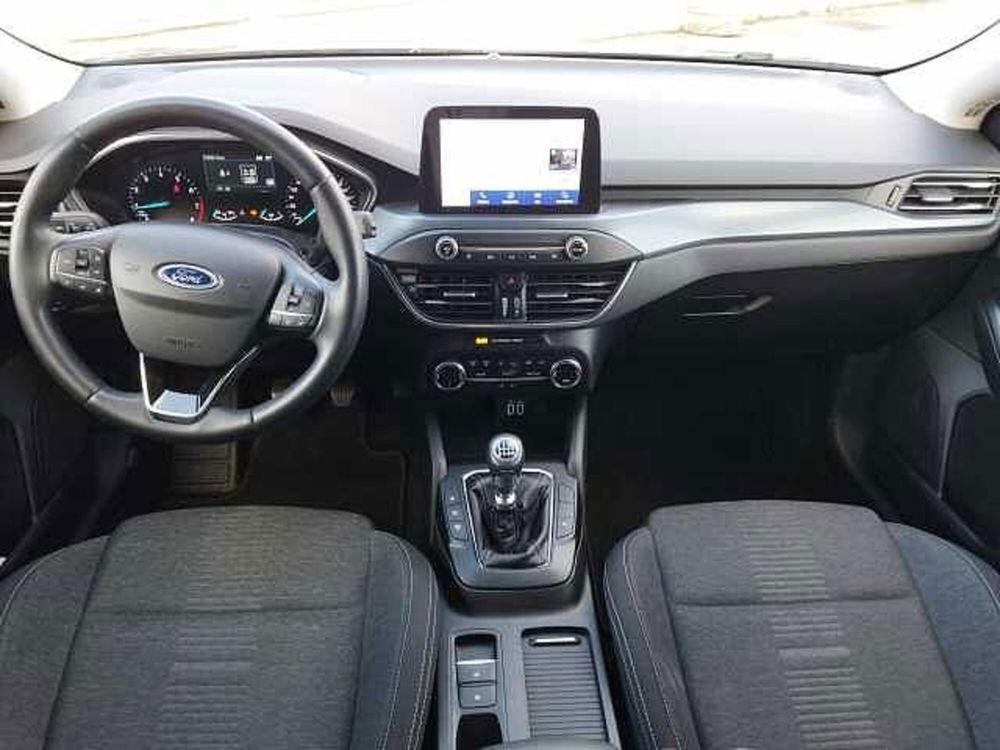 Ford Focus Station Wagon usata a Torino (13)