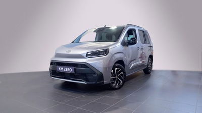 Toyota Proace City Verso City Verso 1.5D 130 CV S&amp;S Short D Executive  nuova a Limena