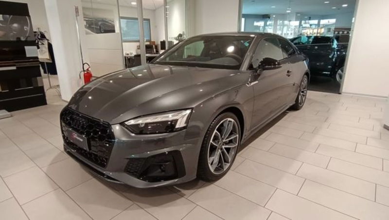 Audi A5 Coup&eacute; 40 TFSI quattro S tronic nuova a Conegliano