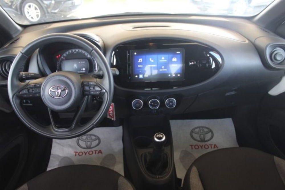 Toyota Aygo X usata a Roma (9)