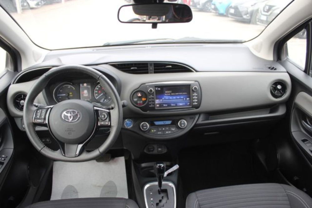 Toyota Yaris usata a Roma (9)