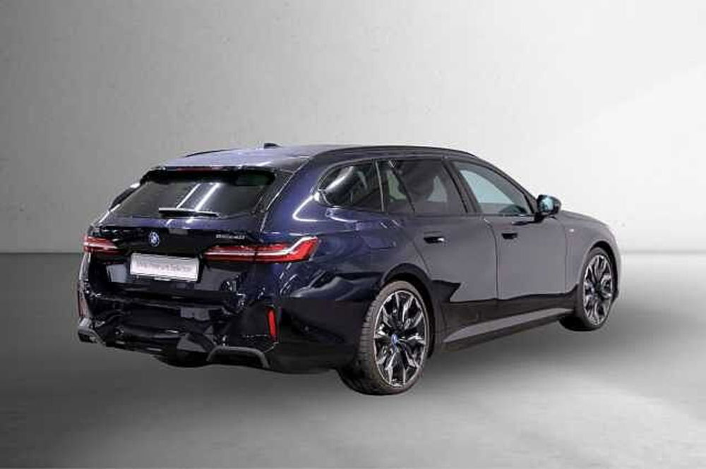 BMW i5 Touring usata a Catanzaro (4)