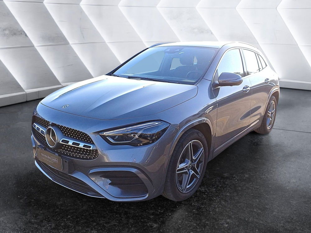 Mercedes-Benz GLA SUV usata a Genova