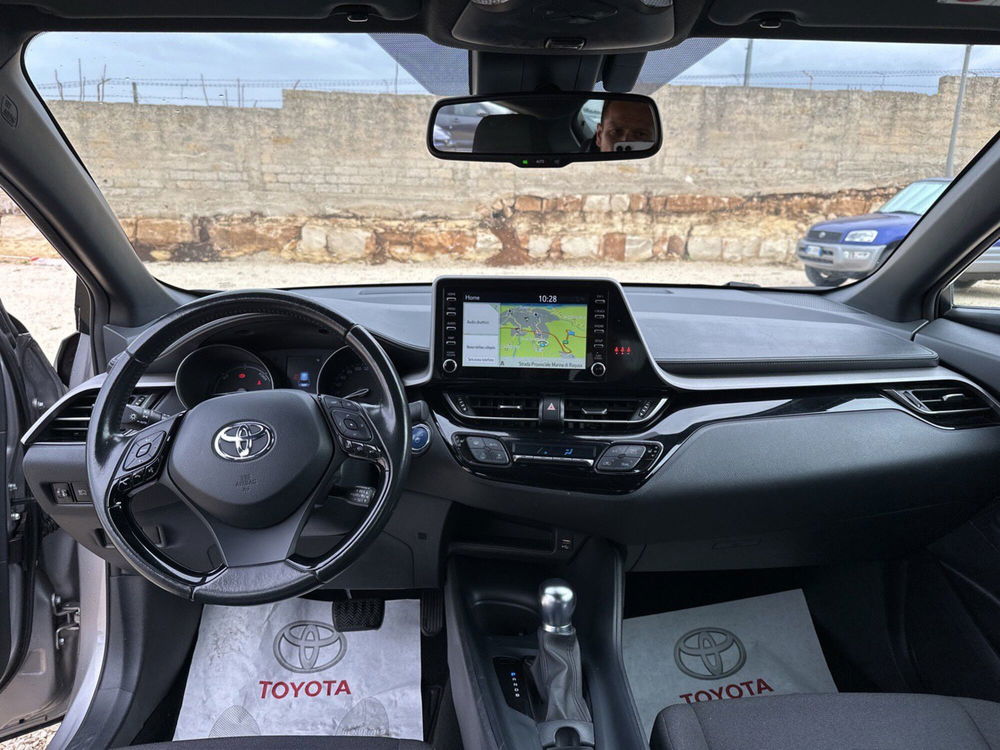 Toyota Toyota C-HR usata a Ragusa (9)