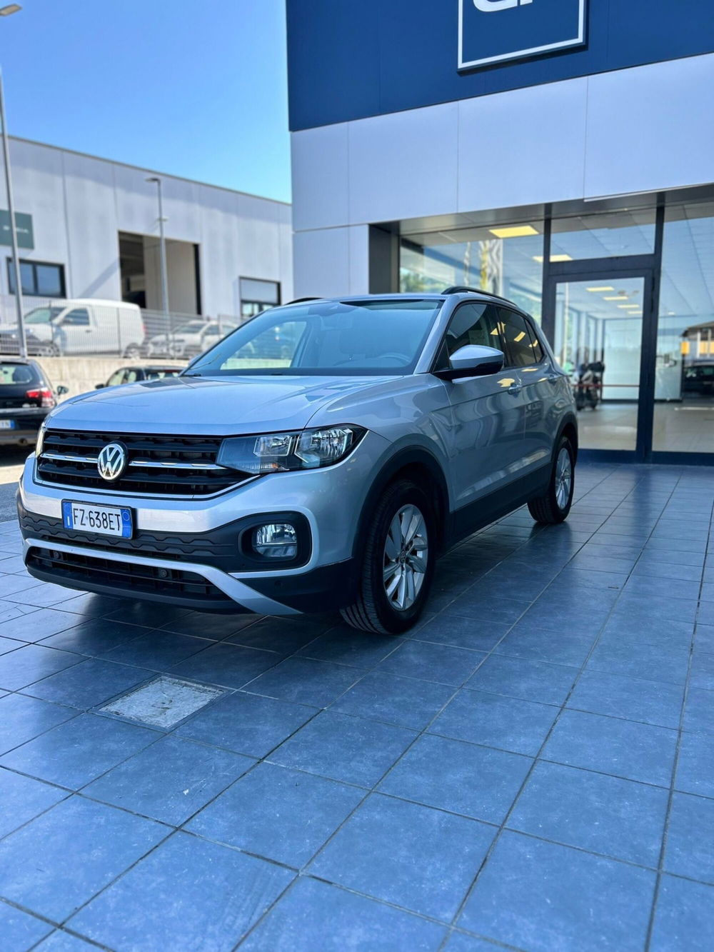 Volkswagen T-Cross usata a Frosinone (4)