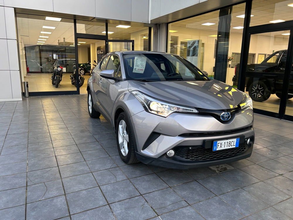 Toyota Toyota C-HR usata a Frosinone