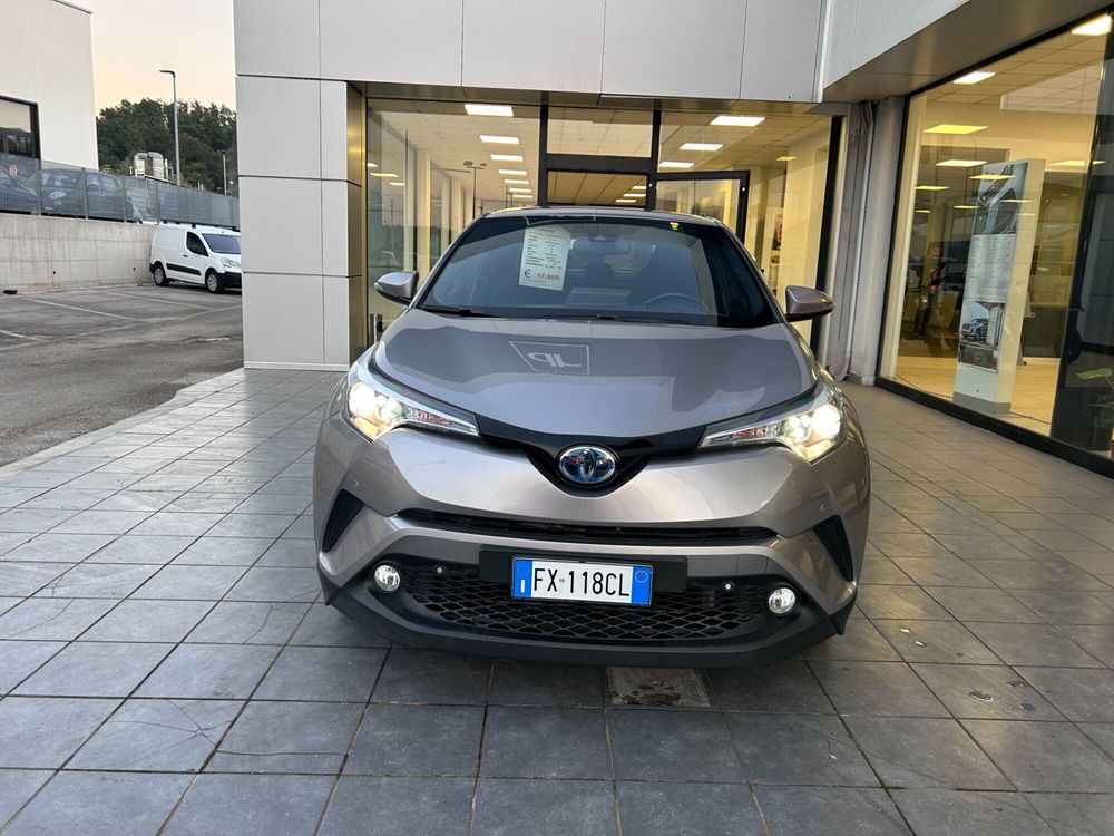 Toyota Toyota C-HR usata a Frosinone (11)