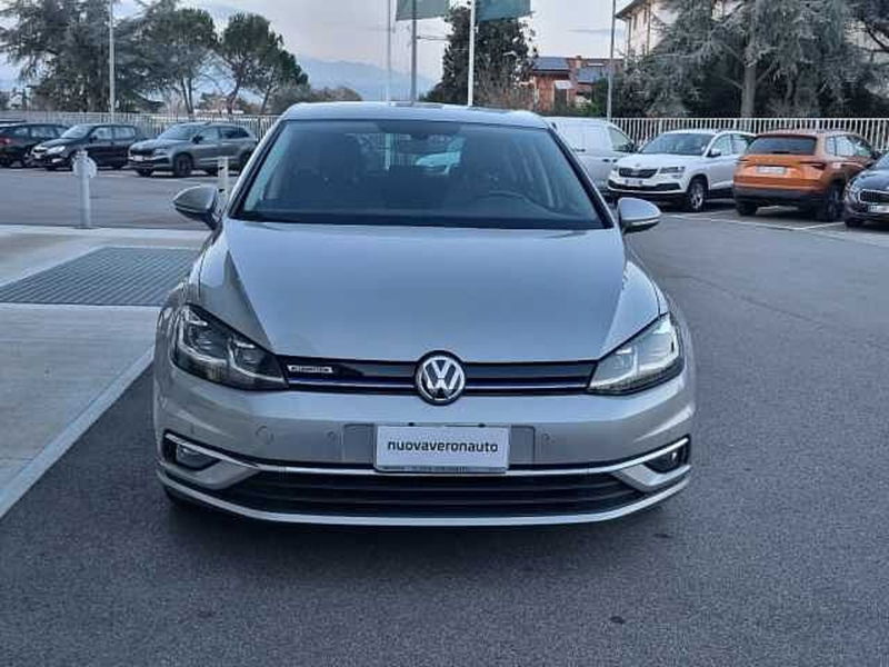 Volkswagen Golf 1.5 TGI DSG 5p. Executive BlueMotion Technology del 2020 usata a Verona