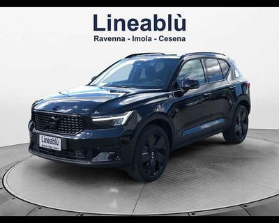 Volvo XC40 2.0 b3 Ultra Black Edition auto nuova a Ravenna