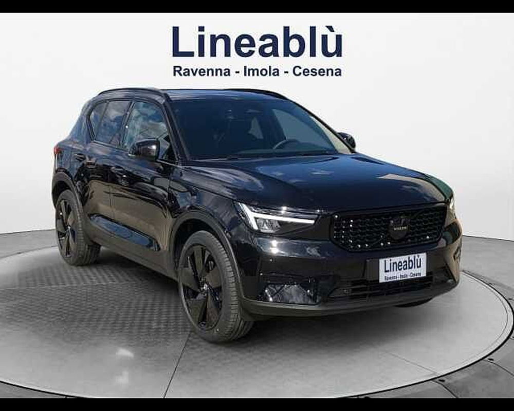 Volvo XC40 nuova a Ravenna (7)