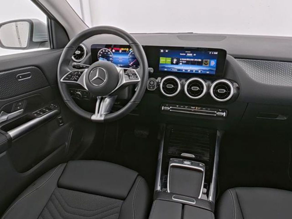 Mercedes-Benz GLA SUV usata a Milano (5)