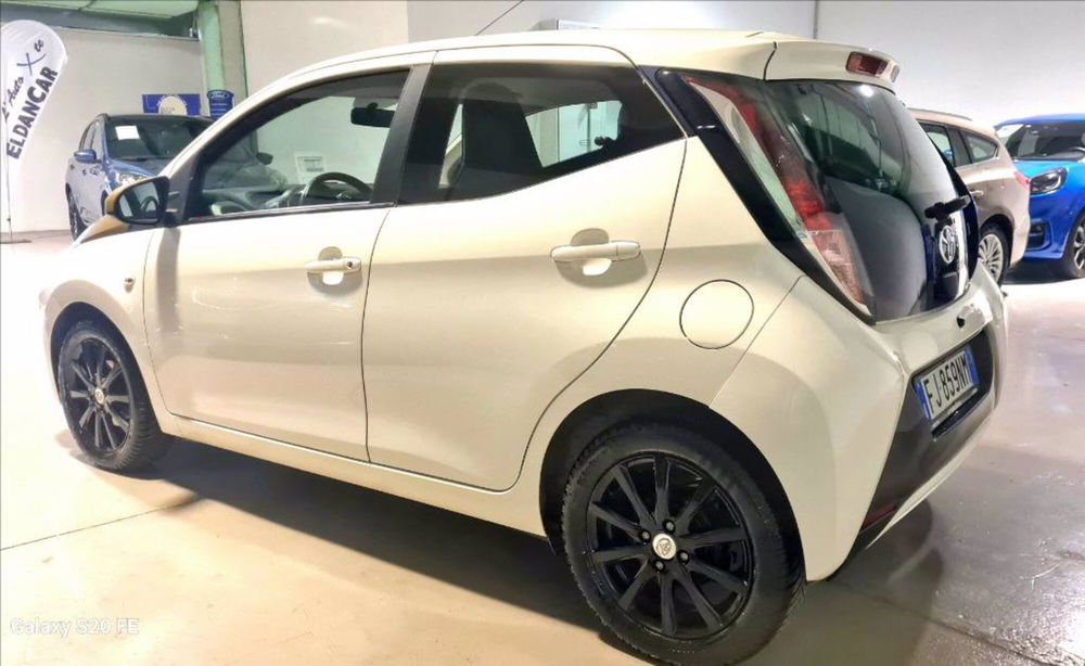 Toyota Aygo usata a Milano (7)